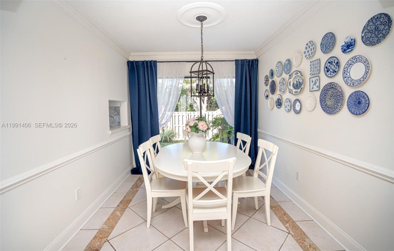 13560 SW 108th St Cir N , Miami, FL 33186 Photo