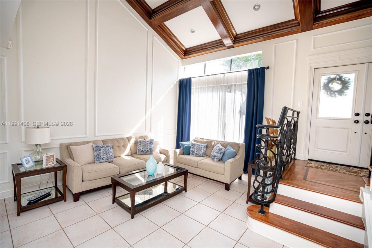 13560 SW 108th St Cir N , Miami, FL 33186 Photo