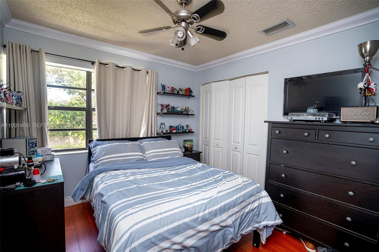 13560 SW 108th St Cir N , Miami, FL 33186 Photo