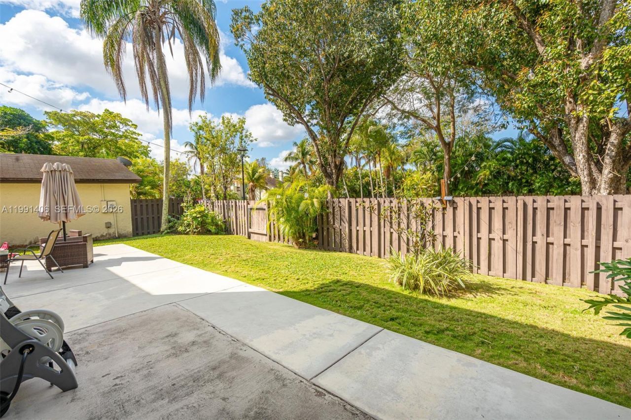 13560 SW 108th St Cir N , Miami, FL 33186 Photo