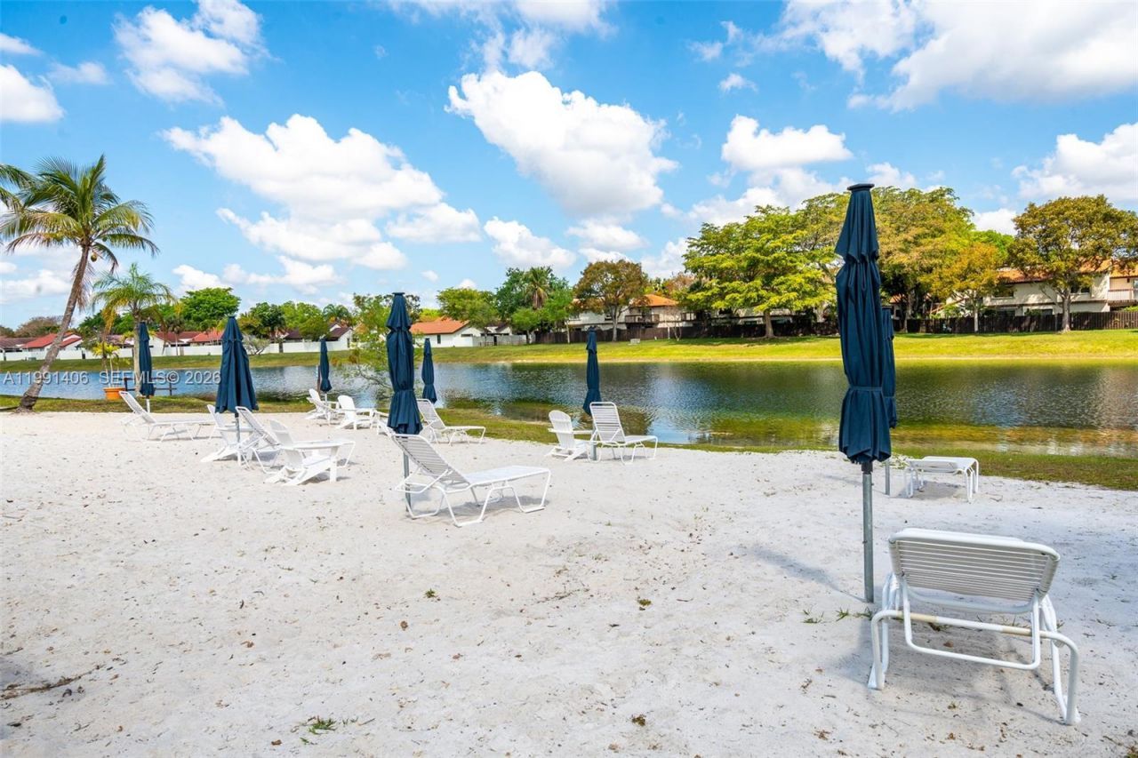 13560 SW 108th St Cir N , Miami, FL 33186 Photo