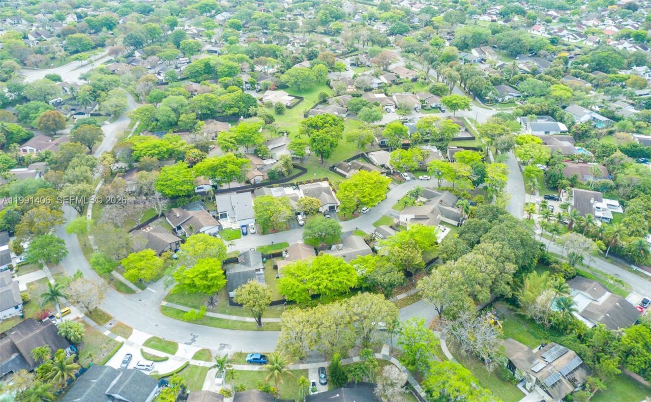 13560 SW 108th St Cir N , Miami, FL 33186 Photo