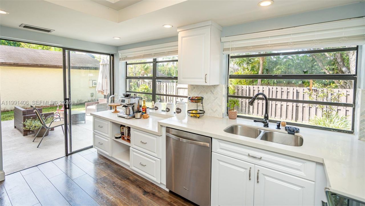 13560 SW 108th St Cir N , Miami, FL 33186 Photo