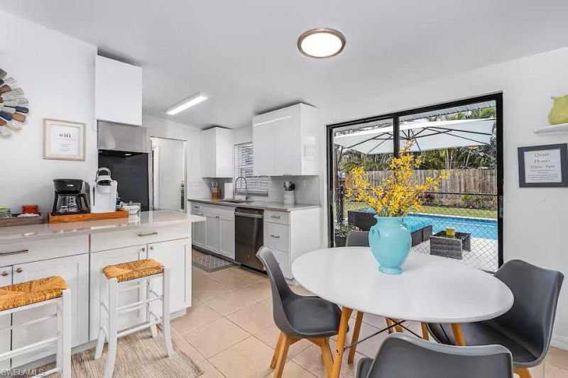 1303 Delmar Ln , Naples, FL 34104 Photo