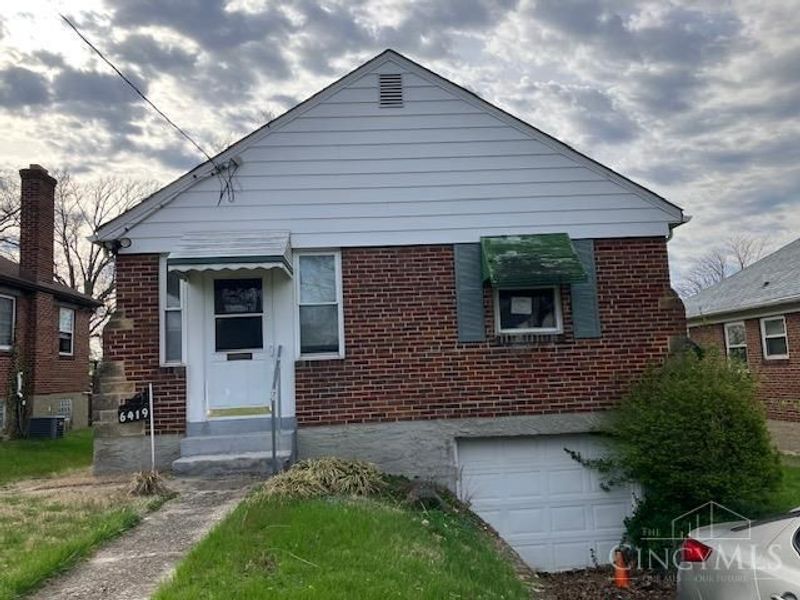 6419 Stover Avenue, Golf Manor, OH 45237 Photo 1