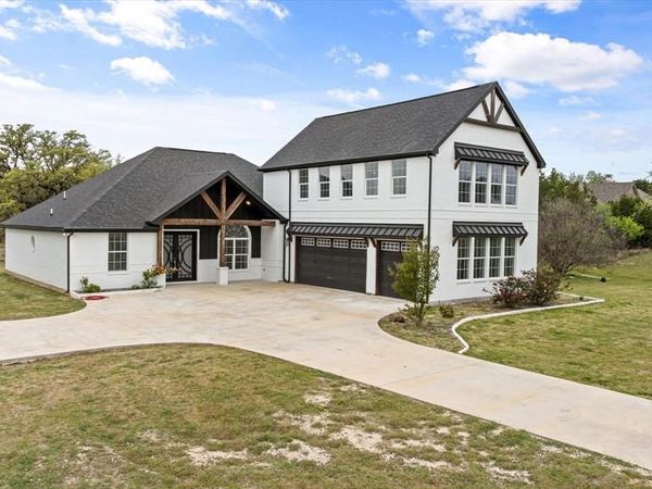 2902 Davis Road, Granbury, TX 76049