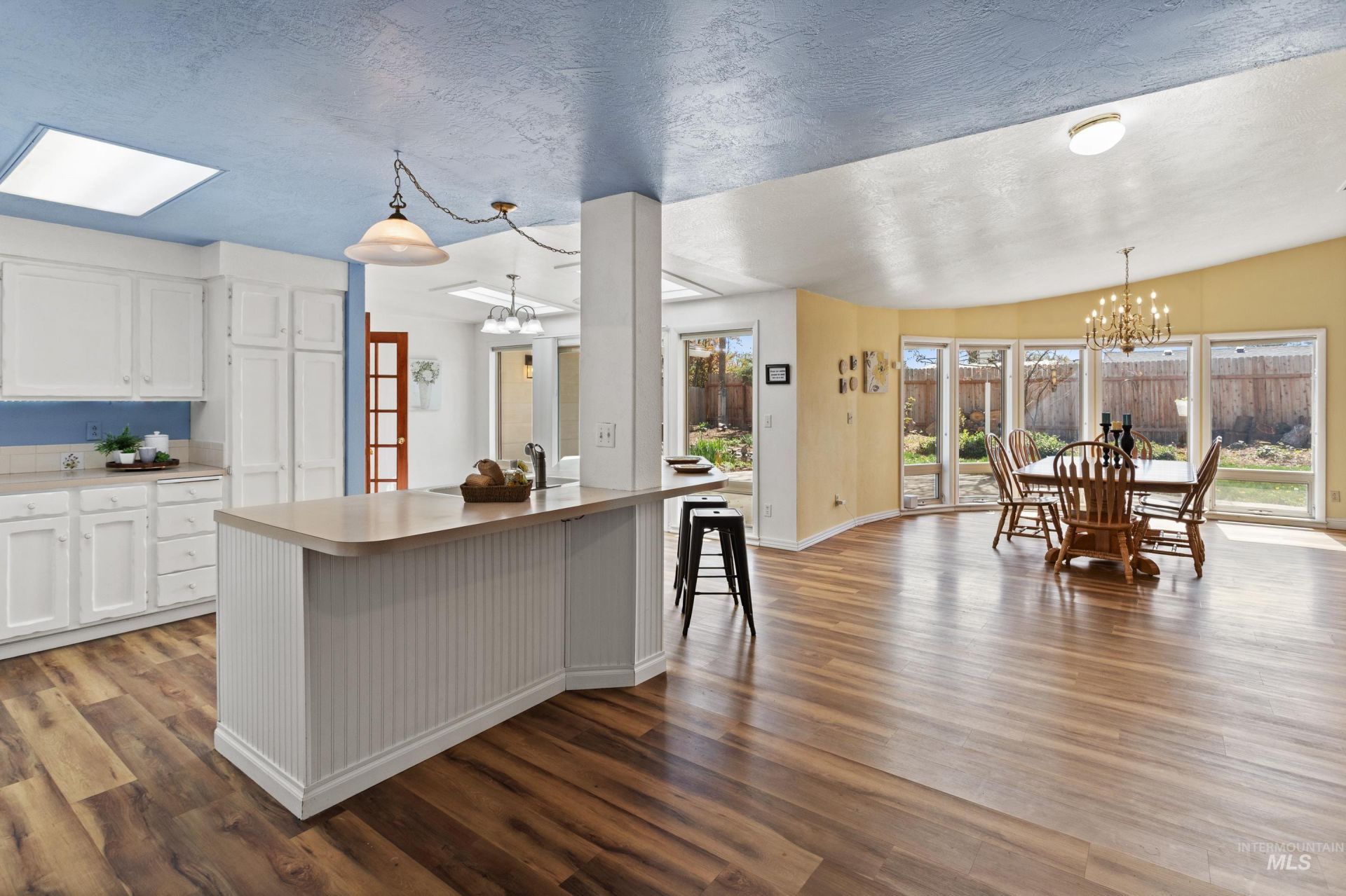 711 W Elm, Caldwell, ID 83605 Main Photo