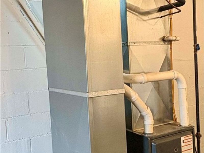 331 Saint Clair Avenue, Cadiz, OH 43907 Photo 13