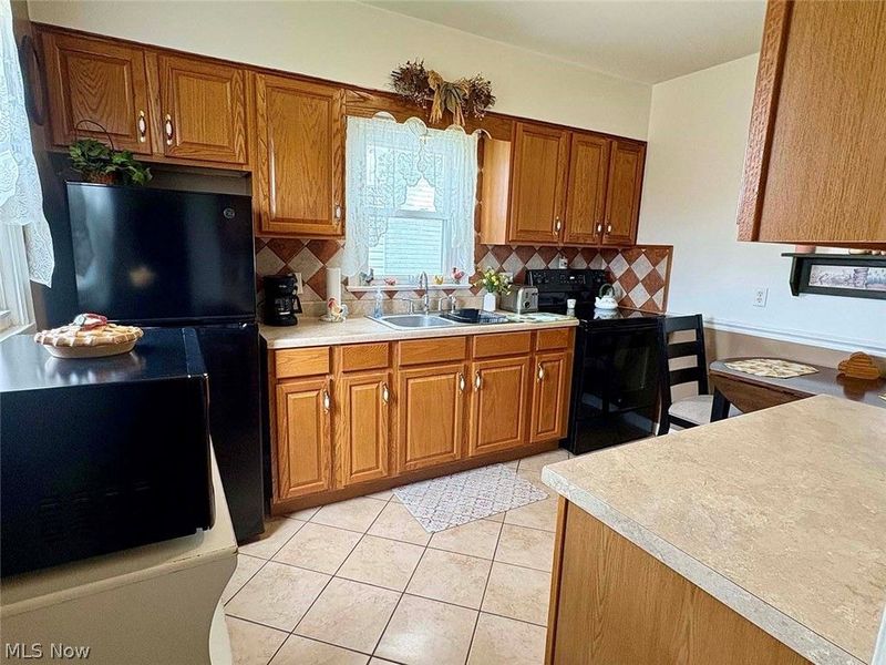 331 Saint Clair Avenue, Cadiz, OH 43907 Photo 9