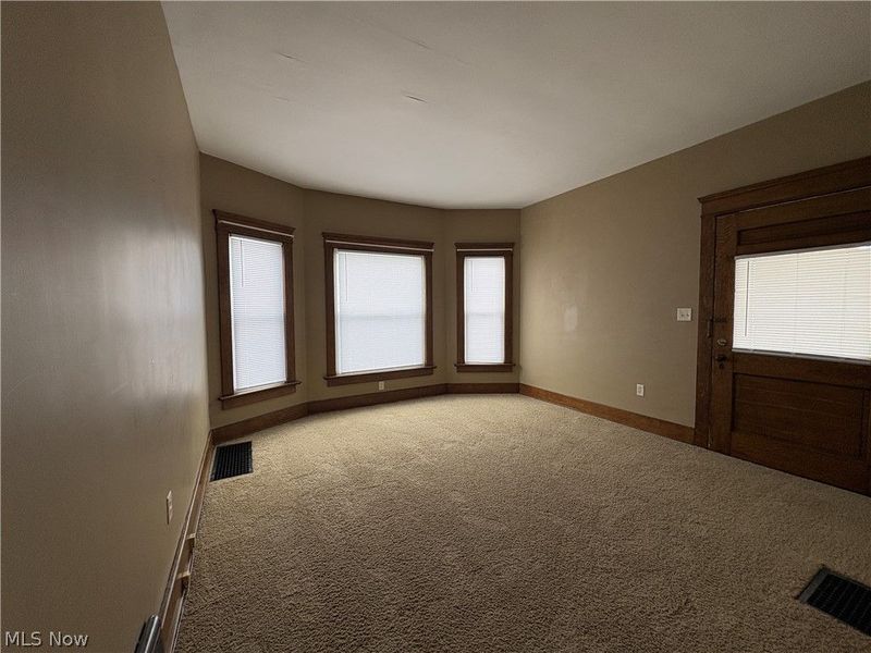 404 3rd Street NW, New Philadelphia, OH 44663 Photo 5