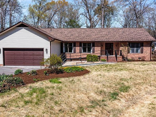 1120 Dillard Street, TAPPAHANNOCK, VA 22560