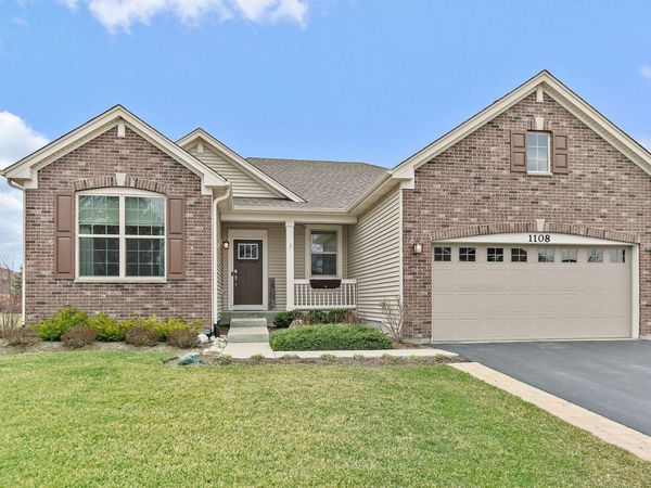 1108 Black Cherry Drive , Crystal Lake, IL 60012