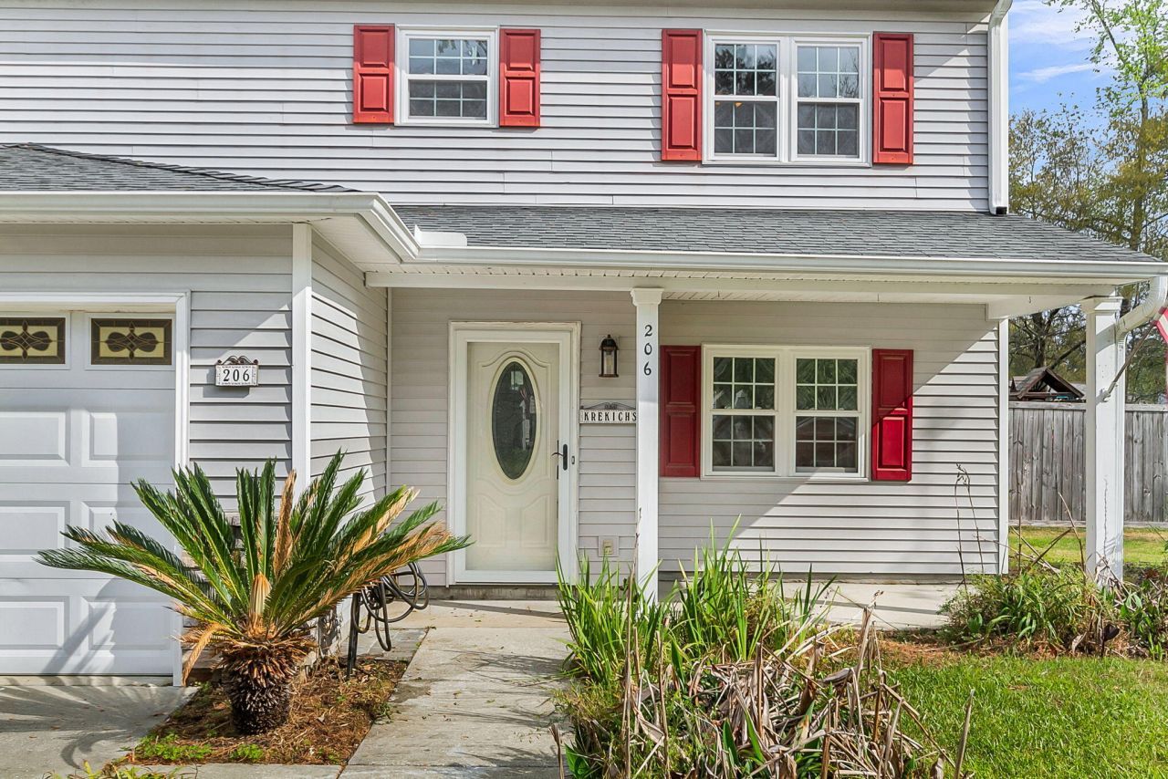 206 Aztec Court Photo 4