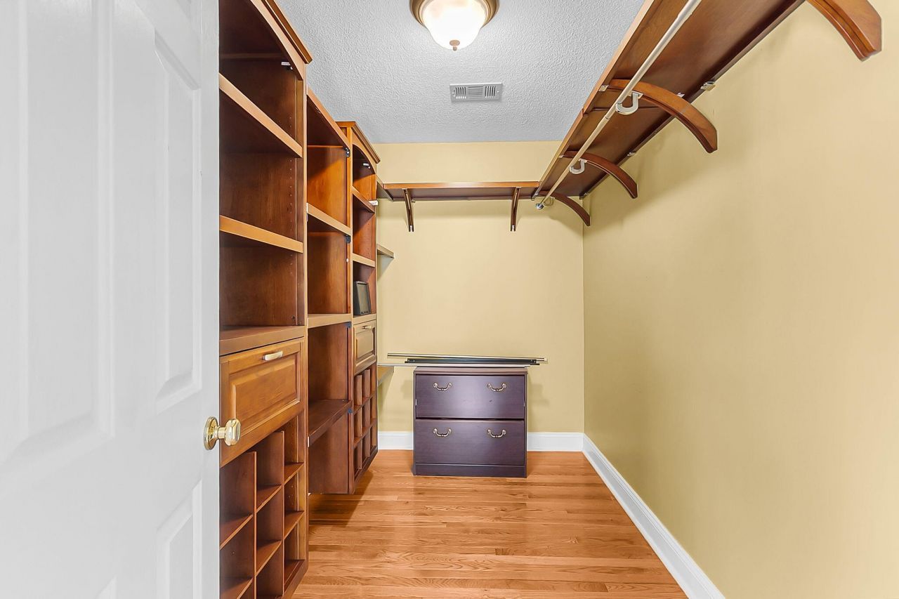 206 Aztec Court Photo 42