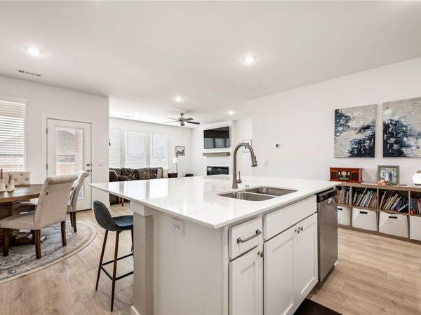 2000 Hahn Street , Pea Ridge, AR 72751