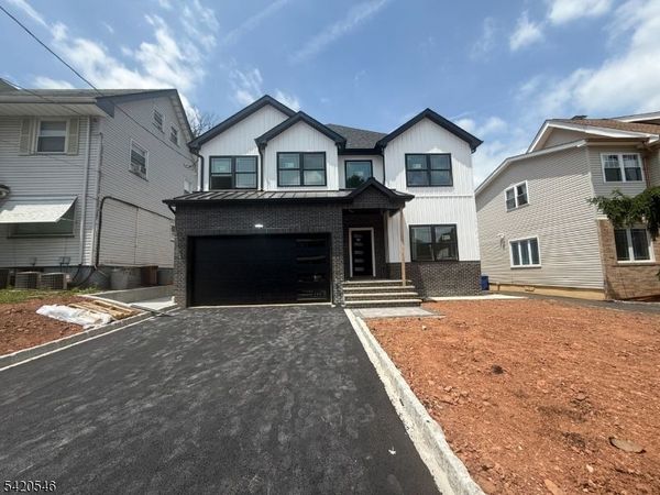 72 Hillside Rd, Elizabeth, NJ 07208