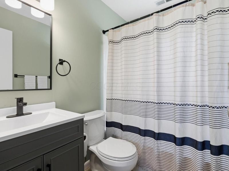 635 Brannon Drive , Lancaster, OH 43130 Photo 8