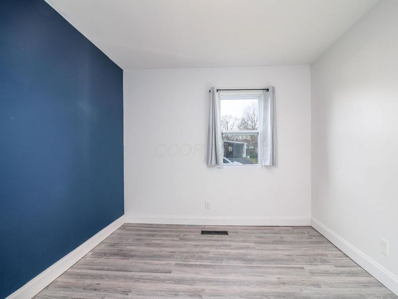 464 Yarmouth Lane, Columbus, OH 43228 Photo 10