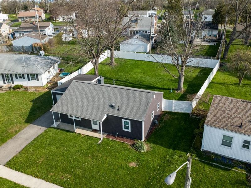 464 Yarmouth Lane, Columbus, OH 43228 Photo 2