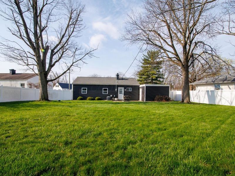 464 Yarmouth Lane, Columbus, OH 43228 Photo 24