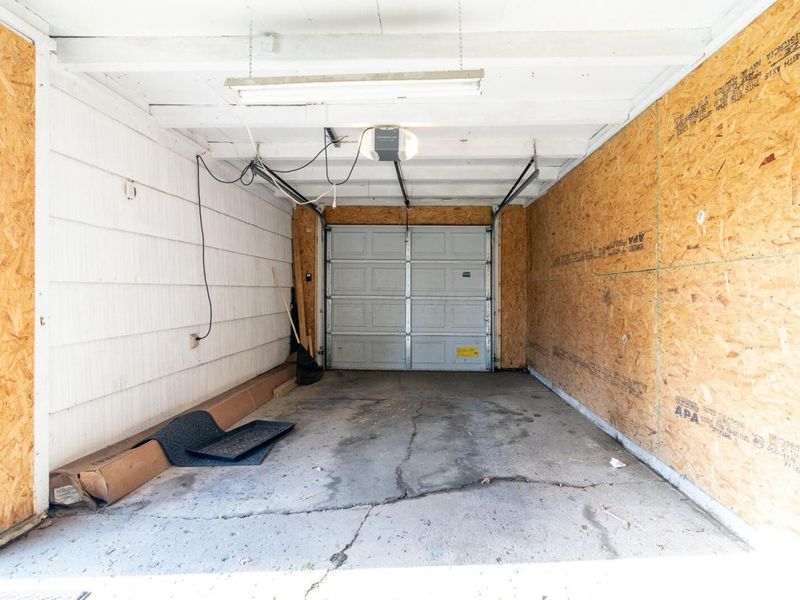 464 Yarmouth Lane, Columbus, OH 43228 Photo 25