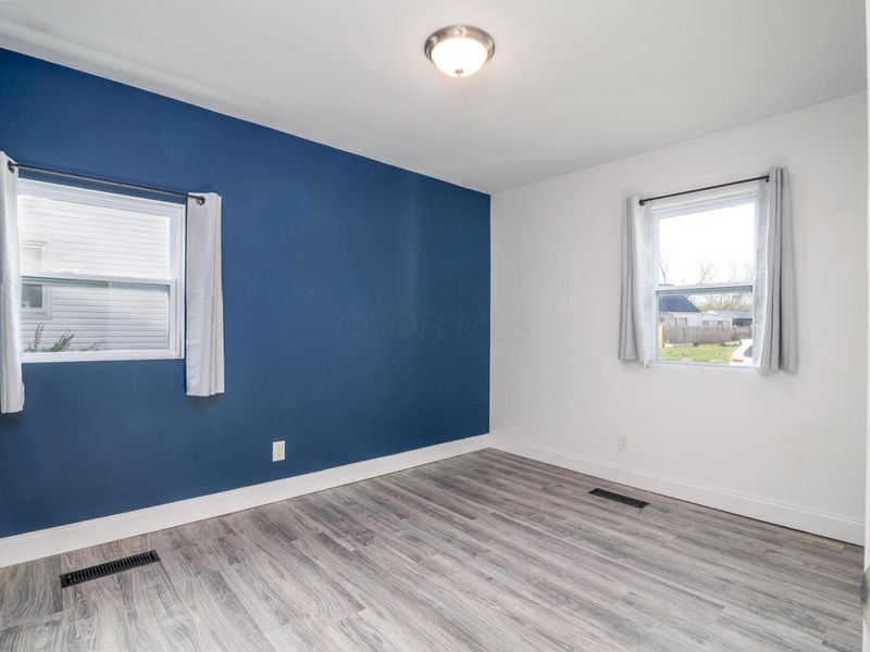 464 Yarmouth Lane, Columbus, OH 43228 Photo 9