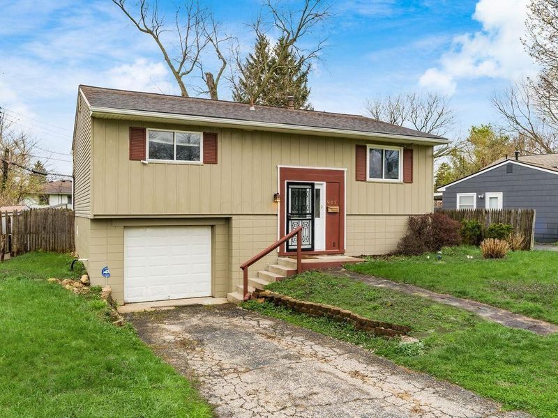 5185 Rutledge Drive S, Columbus, OH 43232 Photo 1