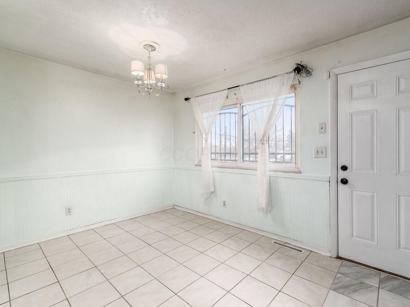 5185 Rutledge Drive S, Columbus, OH 43232 Photo 12