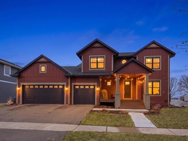 11619 E Laketowne Drive, Albertville, MN 55301