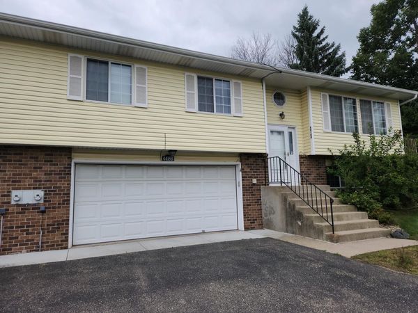 4418 Clover Lane, Unit B, Eagan, MN 55122