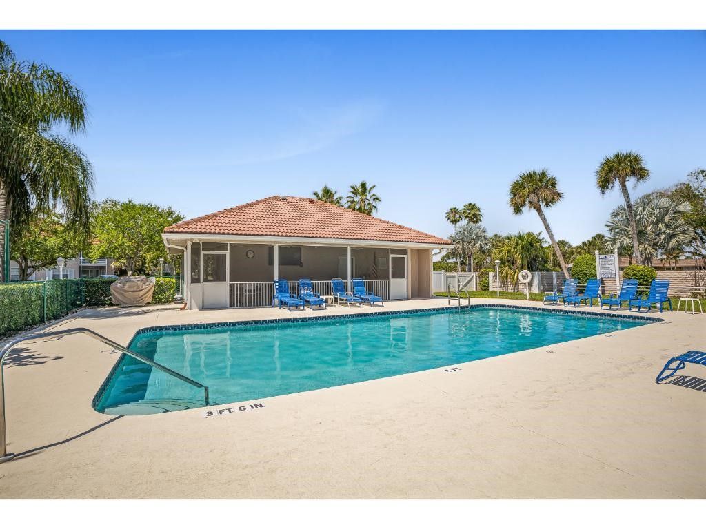 300 Grand Royale, #102 Circle, Unit 102, Vero Beach, FL 32962 Photo