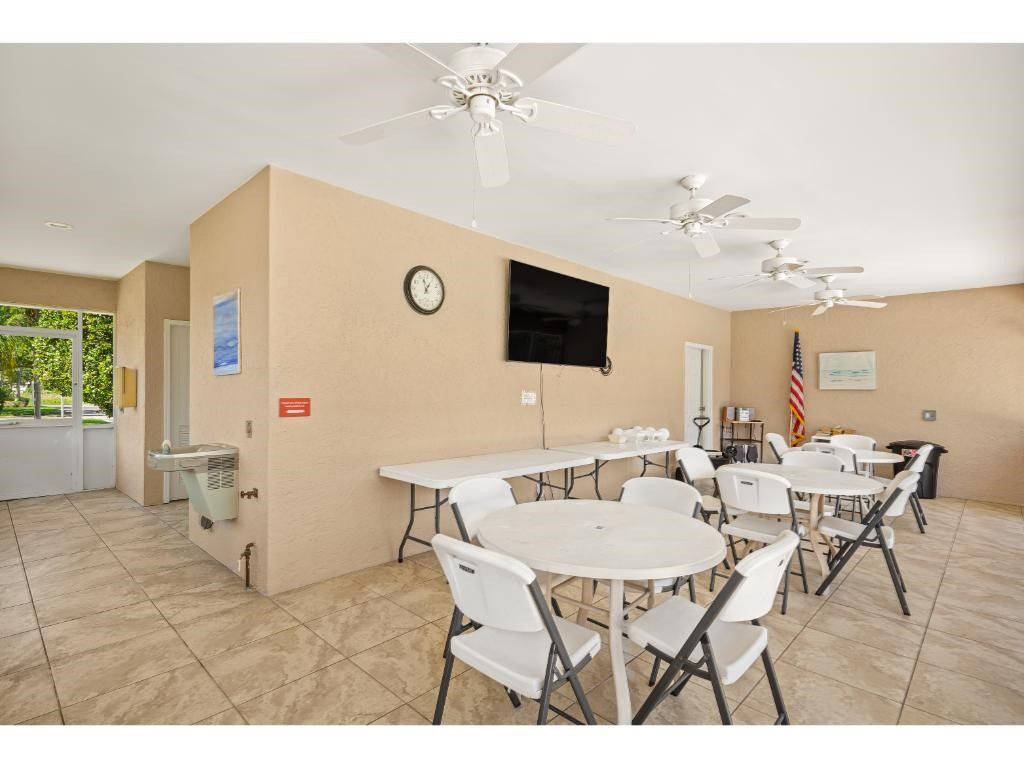 300 Grand Royale, #102 Circle, Unit 102, Vero Beach, FL 32962 Photo