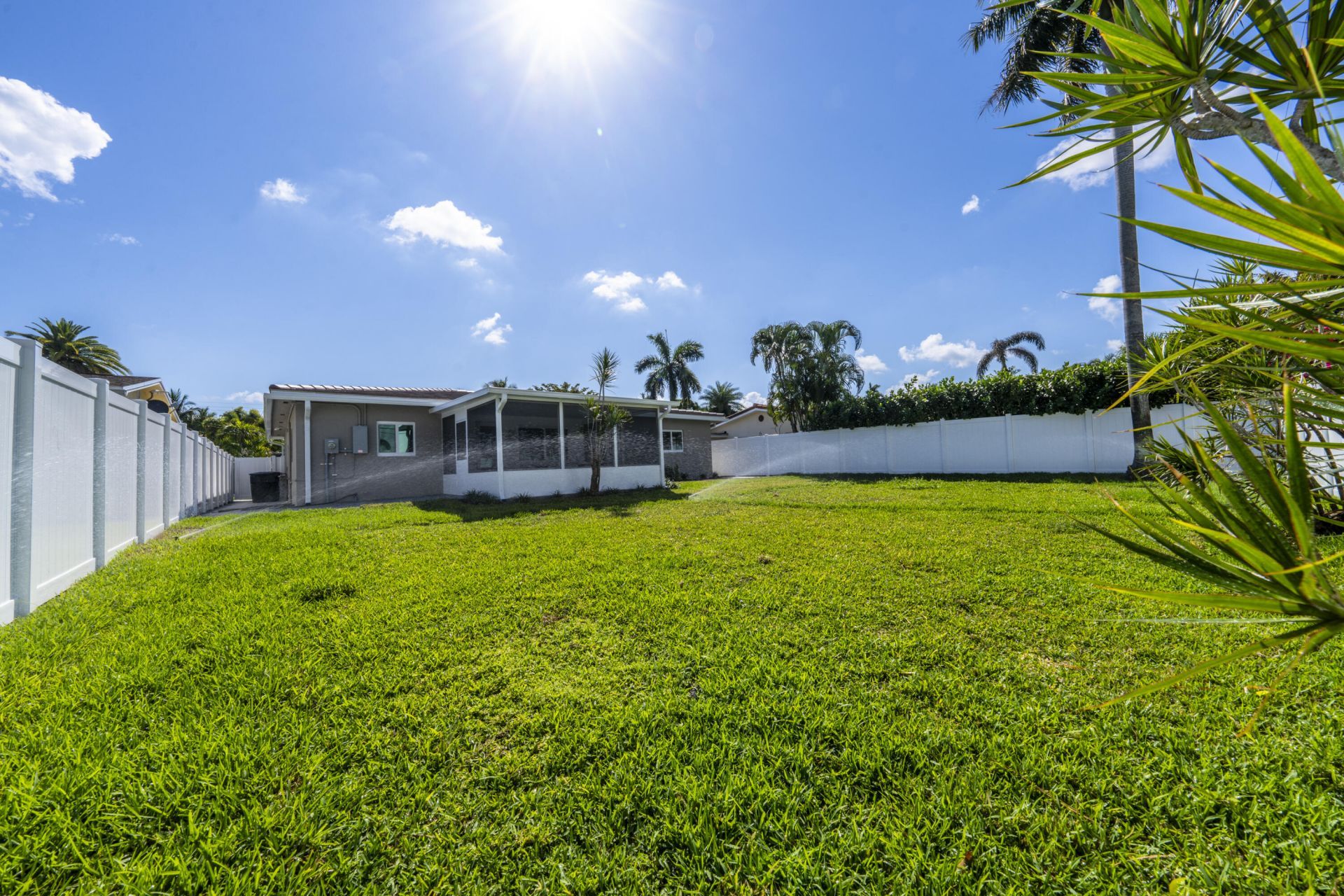 2001 NE 17th Way, Fort Lauderdale, FL 33305 Photo