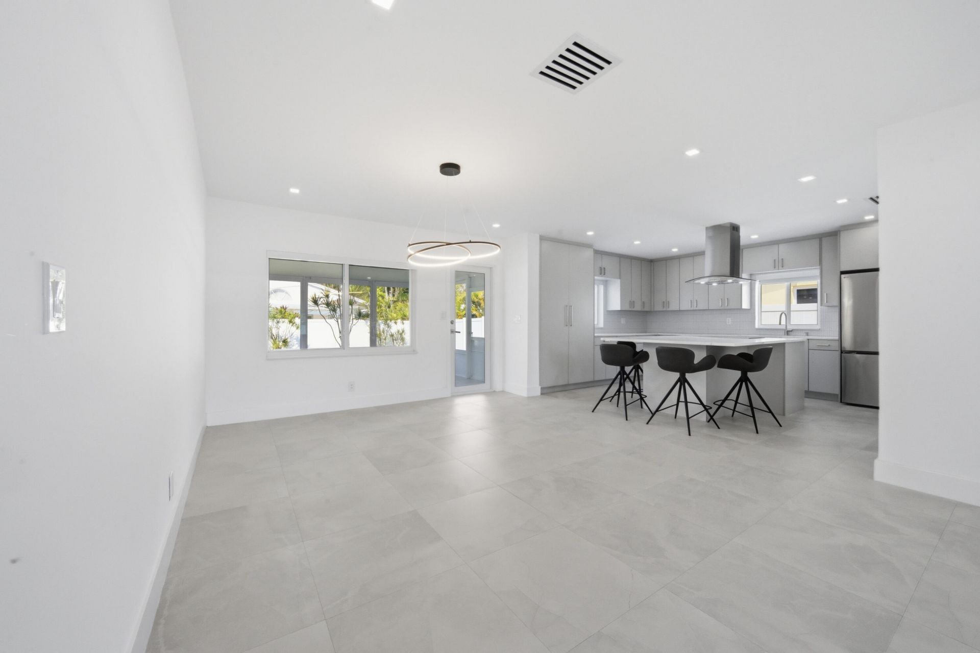 2001 NE 17th Way, Fort Lauderdale, FL 33305 Photo