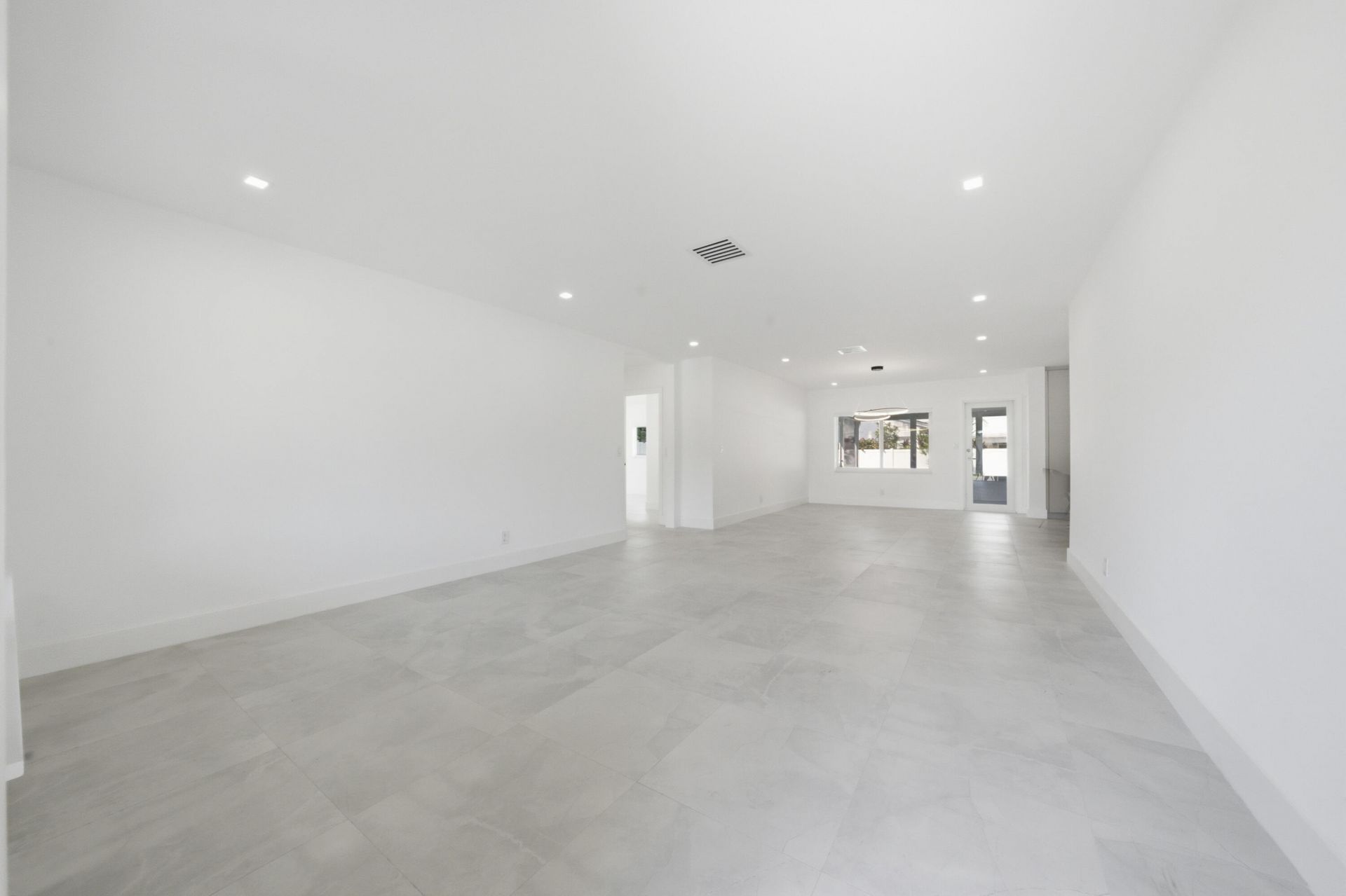2001 NE 17th Way, Fort Lauderdale, FL 33305 Photo
