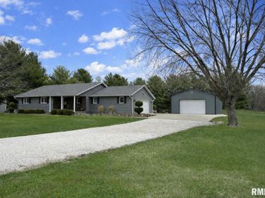 5220 S ACRE Road, Mapleton, IL 61547
