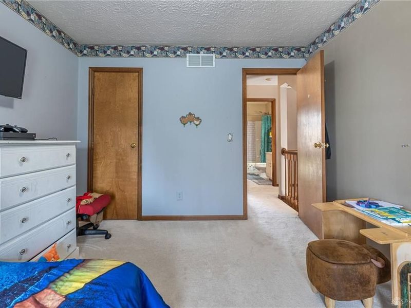 2258 Rosina Drive, Miamisburg, OH 45342 Photo 12