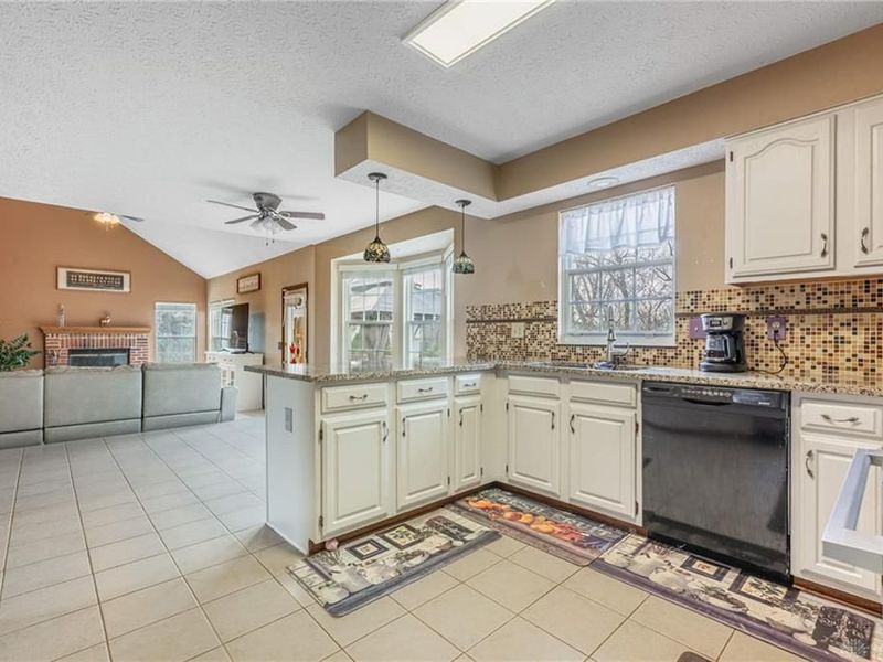 2258 Rosina Drive, Miamisburg, OH 45342 Photo 4