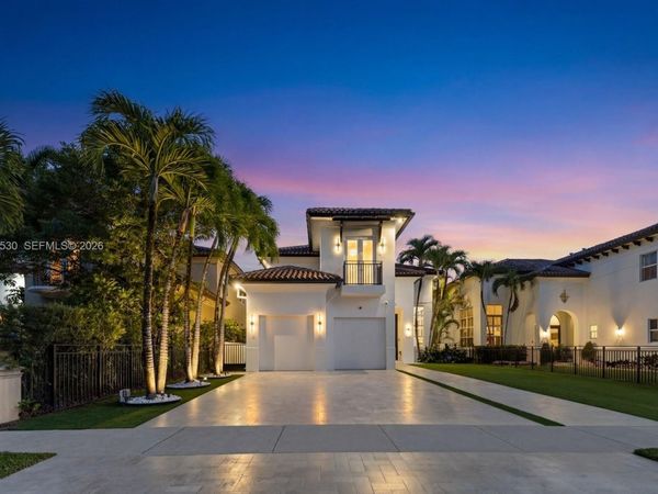 5790 SW 34th St, Miami, FL 33155