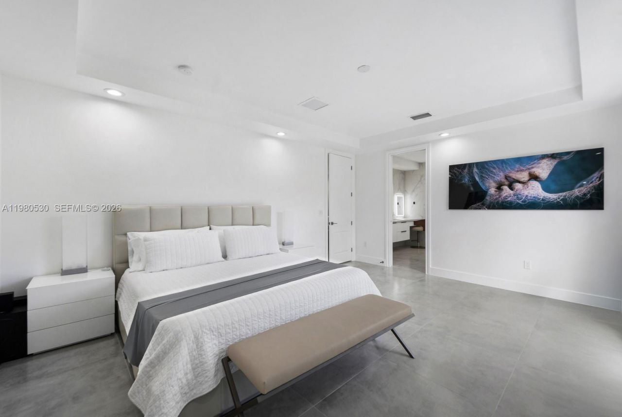 5790 SW 34th St, Miami, FL 33155 Photo