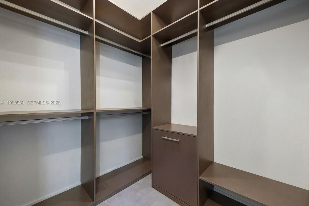 5790 SW 34th St, Miami, FL 33155 Photo