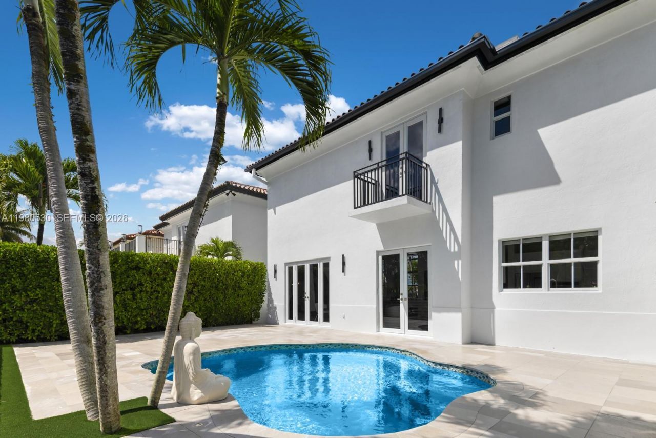 5790 SW 34th St, Miami, FL 33155 Photo