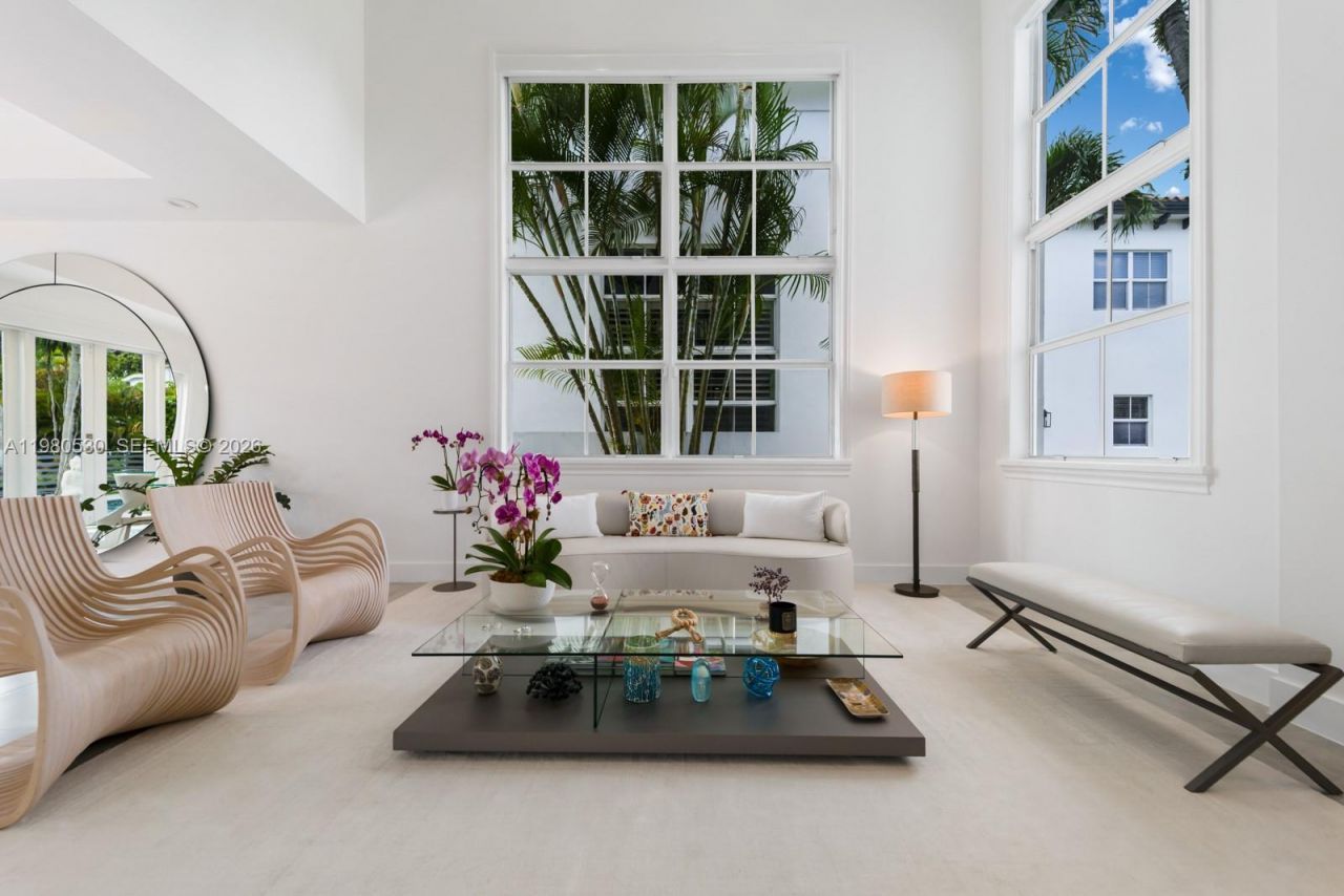 5790 SW 34th St, Miami, FL 33155 Photo