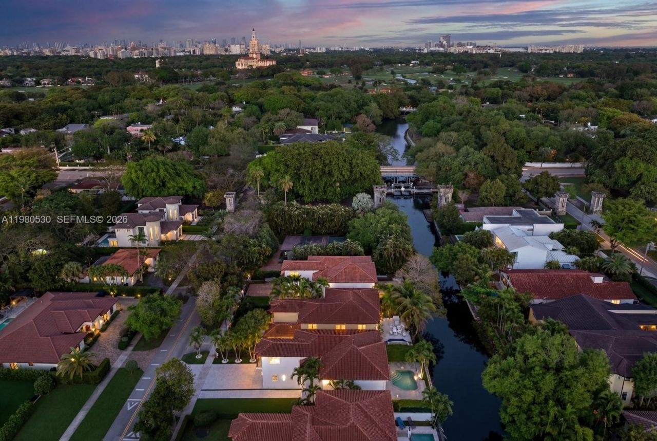 5790 SW 34th St, Miami, FL 33155 Photo