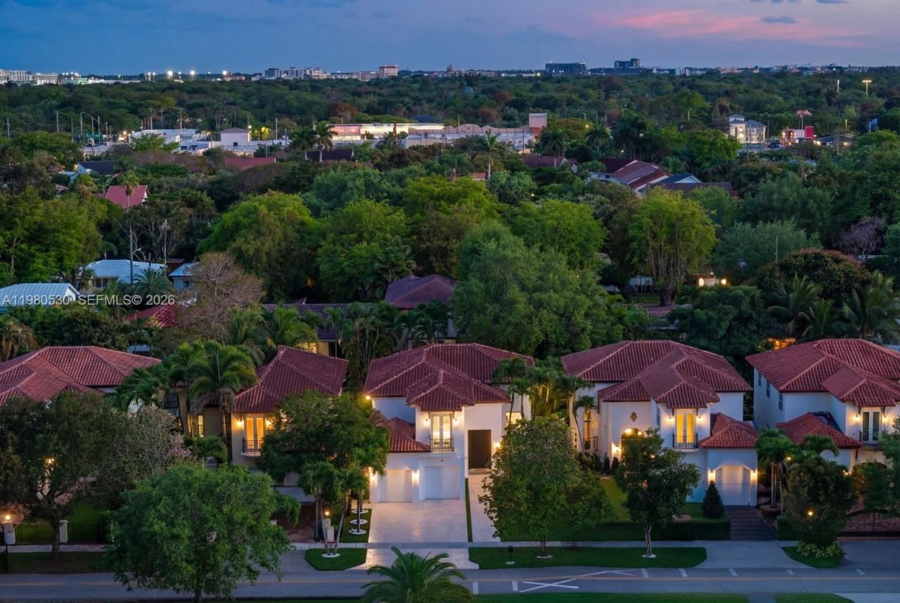 5790 SW 34th St, Miami, FL 33155 Photo