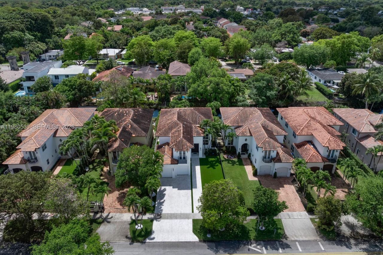 5790 SW 34th St, Miami, FL 33155 Photo