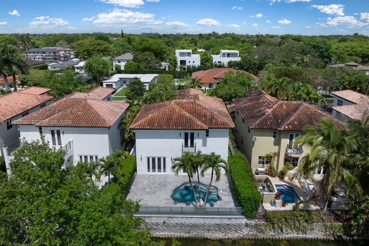 5790 SW 34th St, Miami, FL 33155 Photo