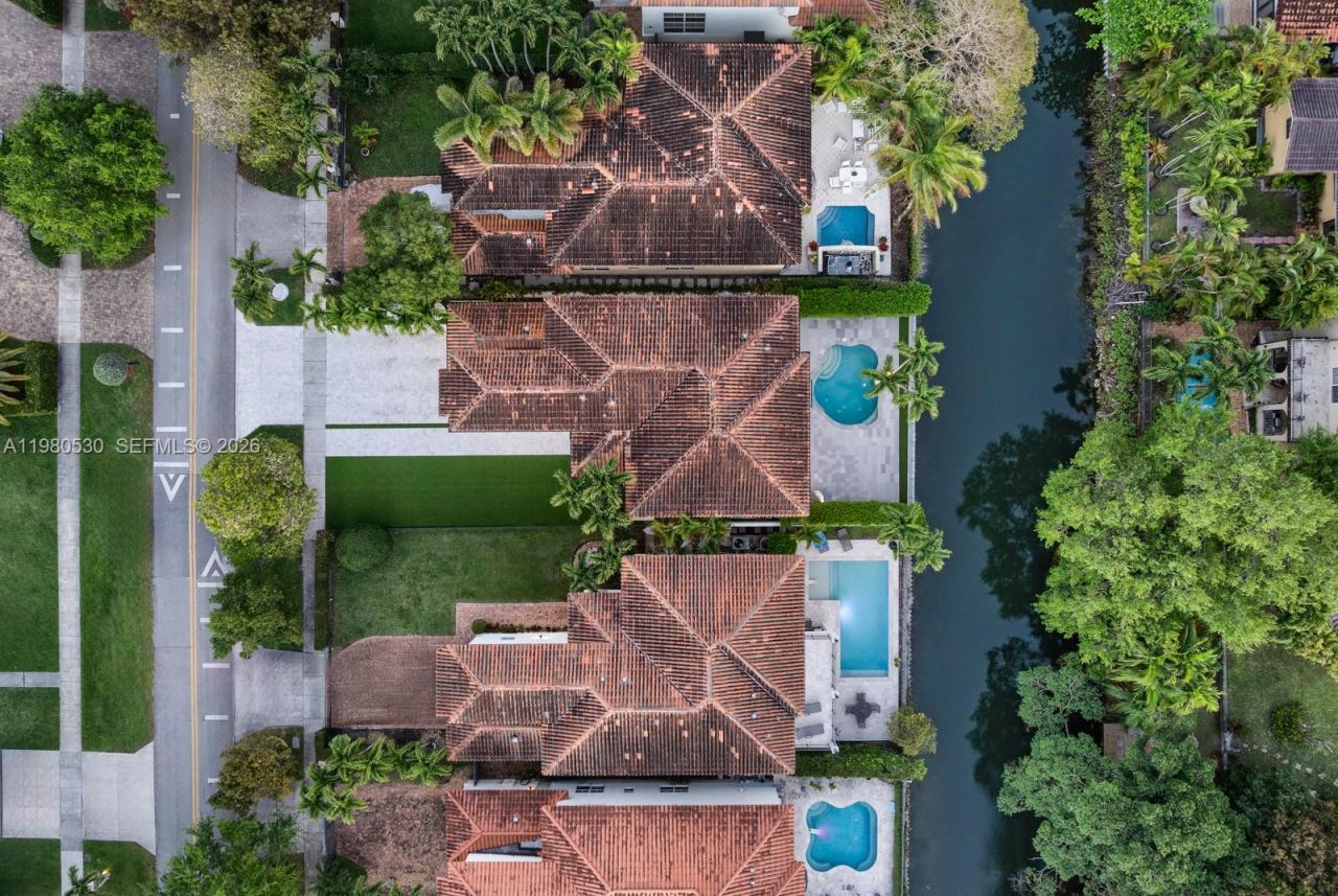 5790 SW 34th St, Miami, FL 33155 Photo