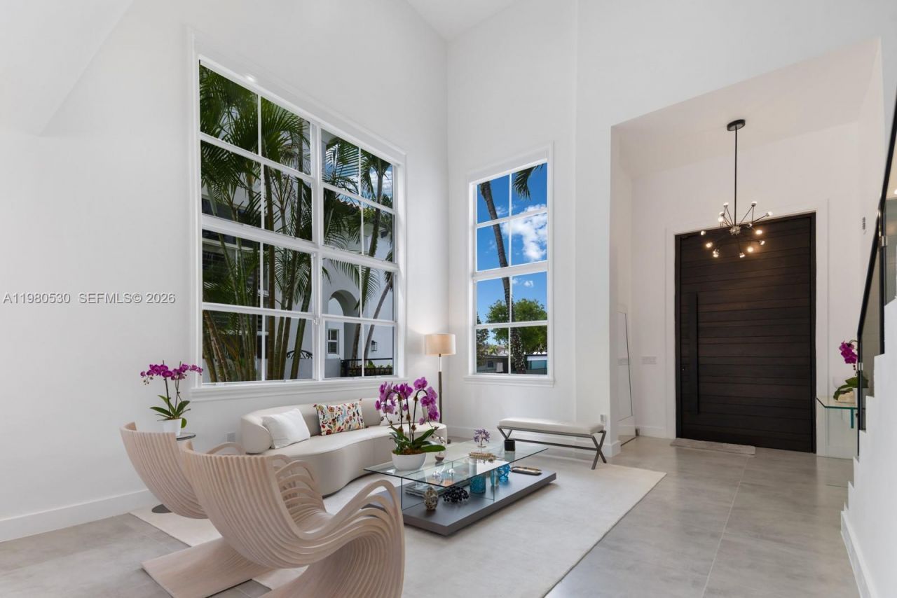 5790 SW 34th St, Miami, FL 33155 Photo