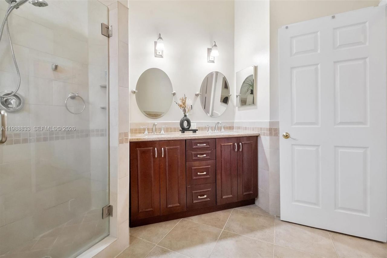 19031 NW 54th Ave, Miami Gardens, FL 33055 Photo